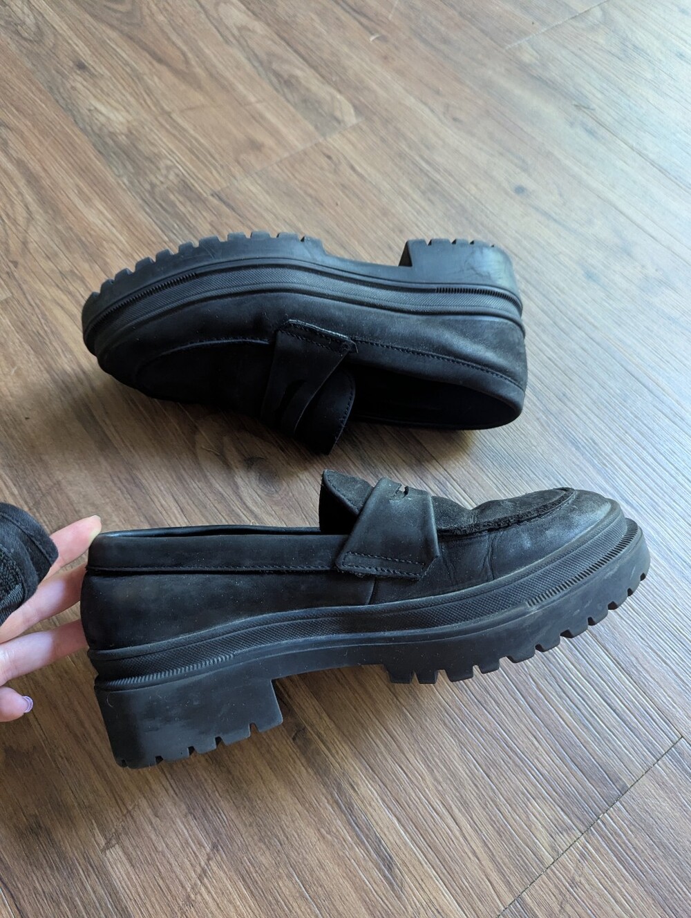 Patina Women's Chunky Black Platform Loafers Sz 6